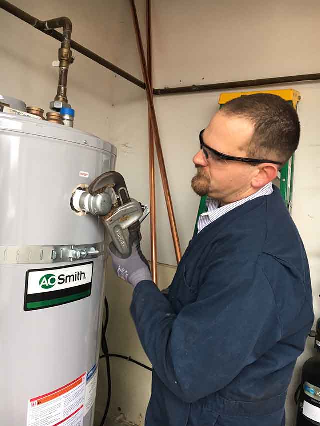 Professional water heater adjustment in Sacramento